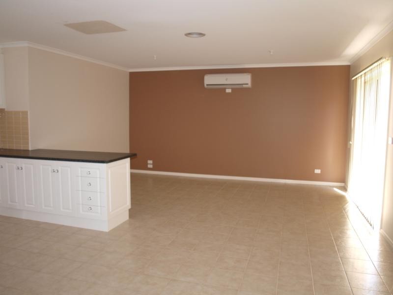 Unit 15/45 Palmerston Street, Melton VIC 3337
