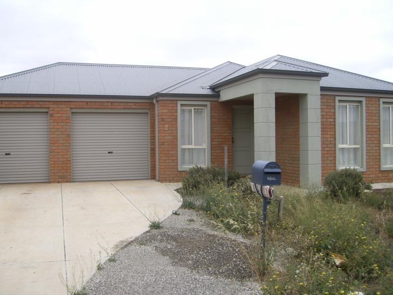 2 Maximus Court, Melton VIC 3337