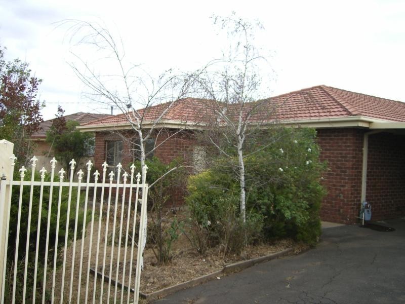 78 Kurunjang Drive, Kurunjang VIC 3337
