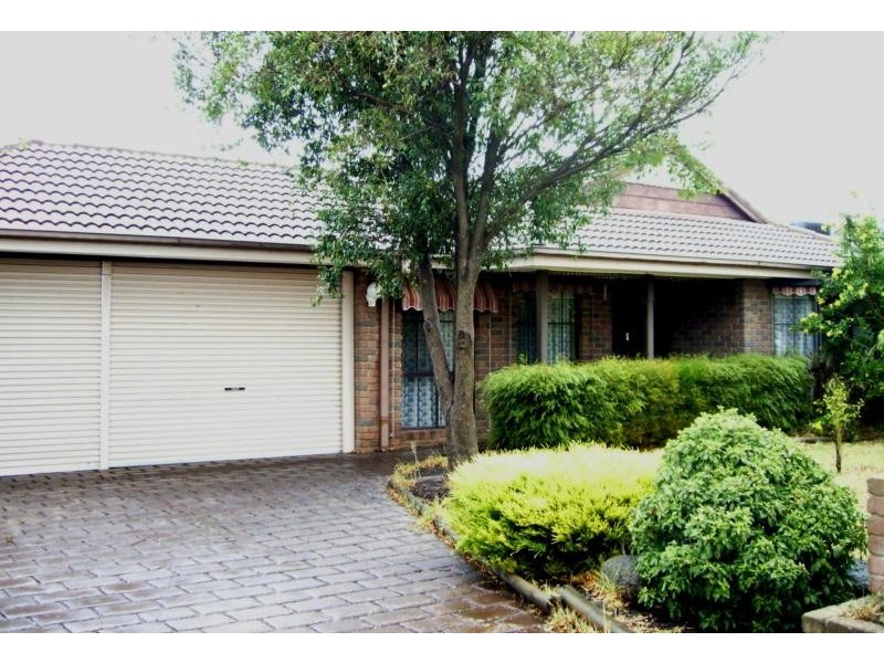 22 Nimmo Crescent, Kurunjang VIC 3337