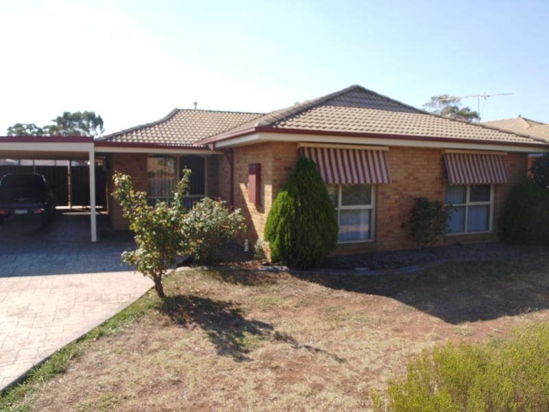 79 Piccolotto Drive, Melton VIC 3337