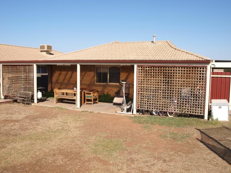 79 Piccolotto Drive, Melton VIC 3337