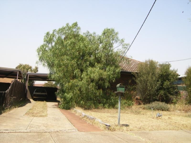 10 Monash Street, Melton South VIC 3338