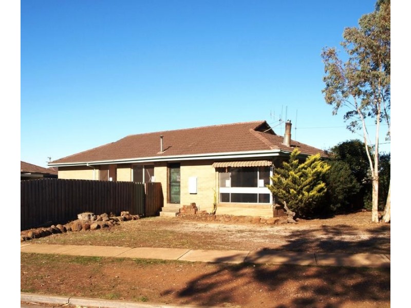 72 Monash Street, Melton South VIC 3338