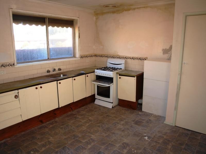 72 Monash Street, Melton South VIC 3338