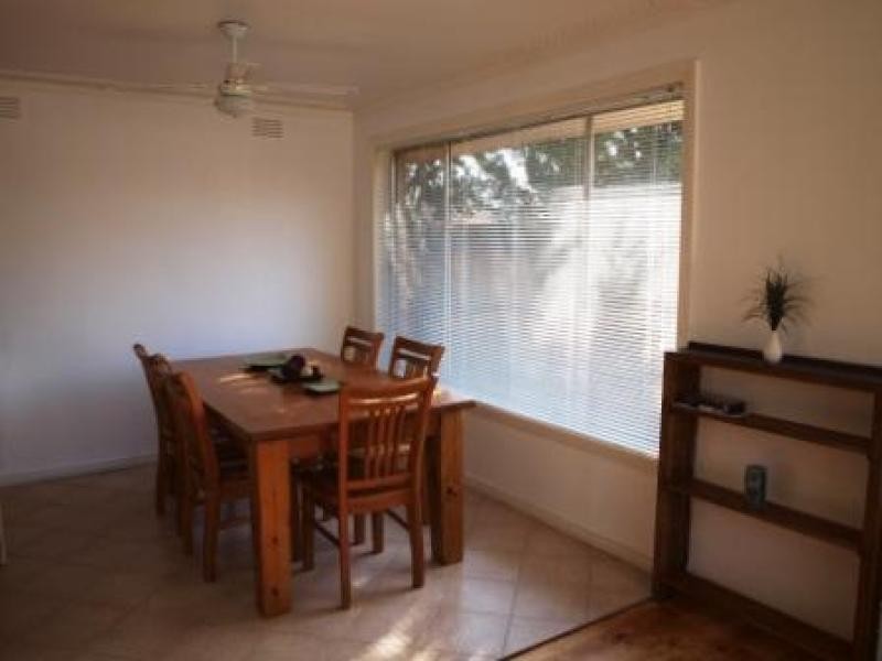 13 Roscrea Road, Melton VIC 3337