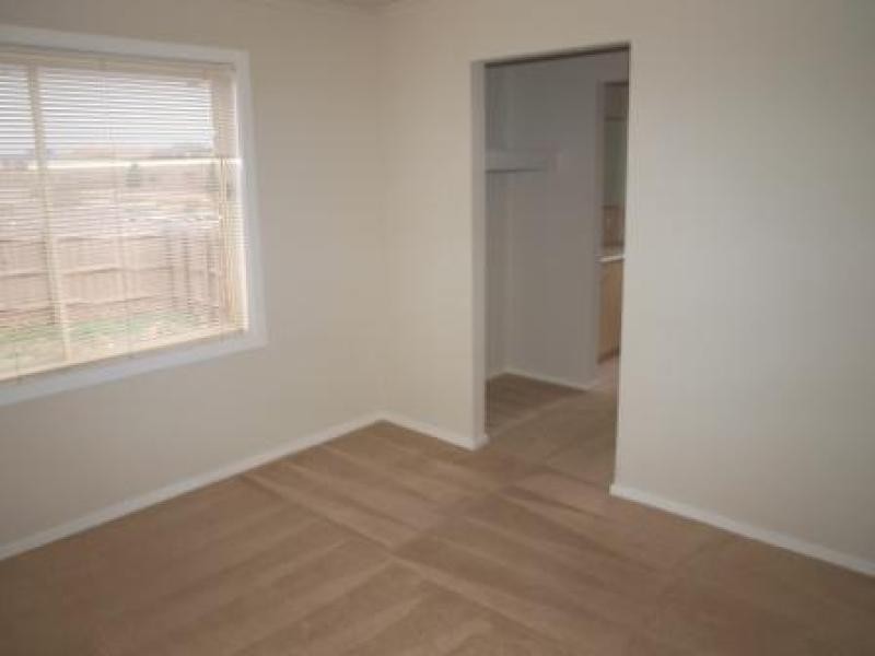 4 Jolley Rise, Melton VIC 3337
