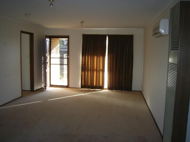 Unit 6/18 Toolern Street, Melton South VIC 3338