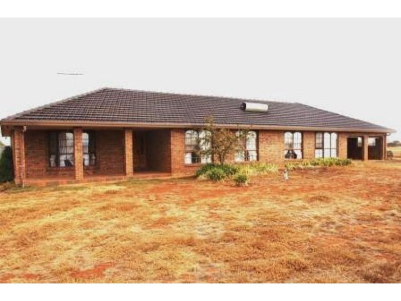 115 Alfred Road, Melton South VIC 3338