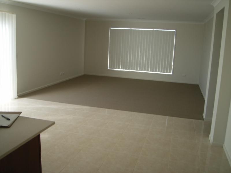 12 Gallery Avenue, Melton VIC 3337