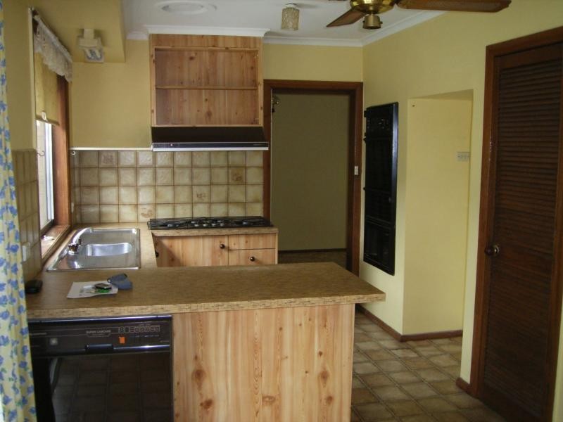 1/46 Church Street, Melton VIC 3337