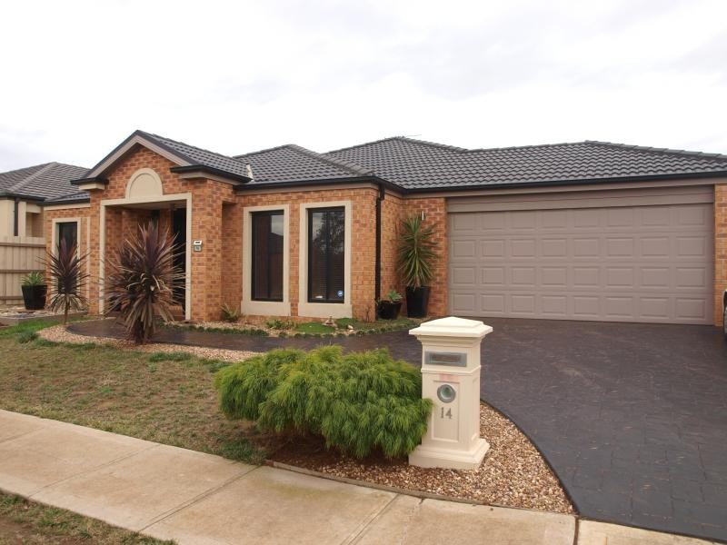 14 Skipton Street, Melton VIC 3337