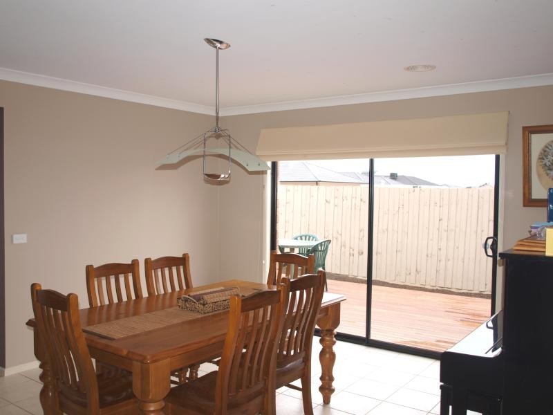 14 Skipton Street, Melton VIC 3337