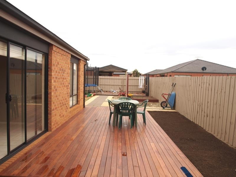 14 Skipton Street, Melton VIC 3337
