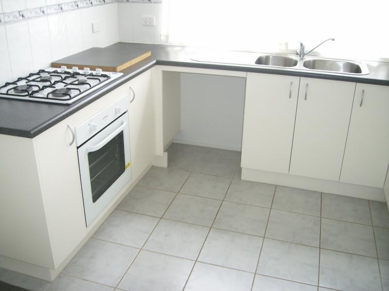 2 Maximus Court, Melton VIC 3337