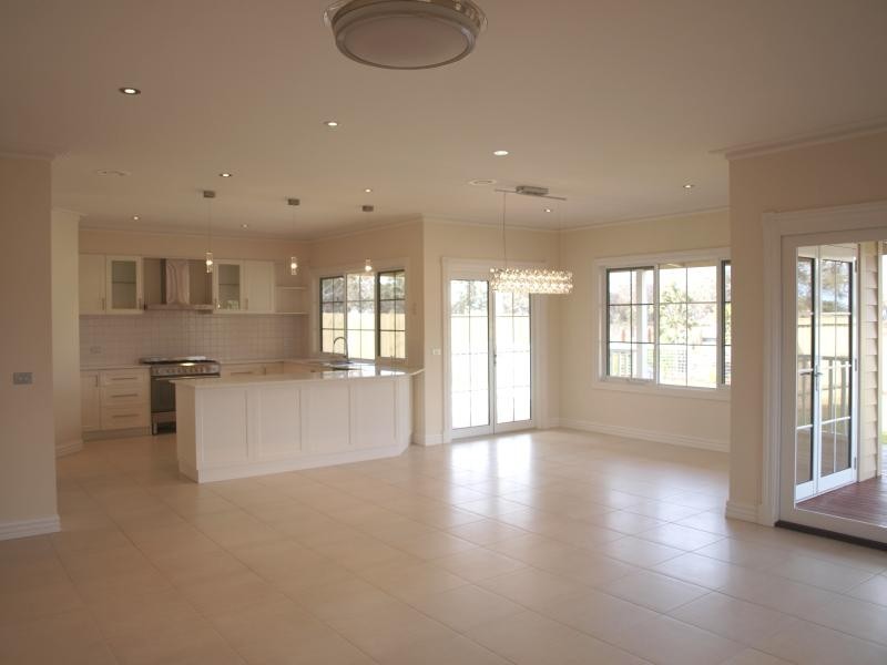 Eynesbury VIC 3338