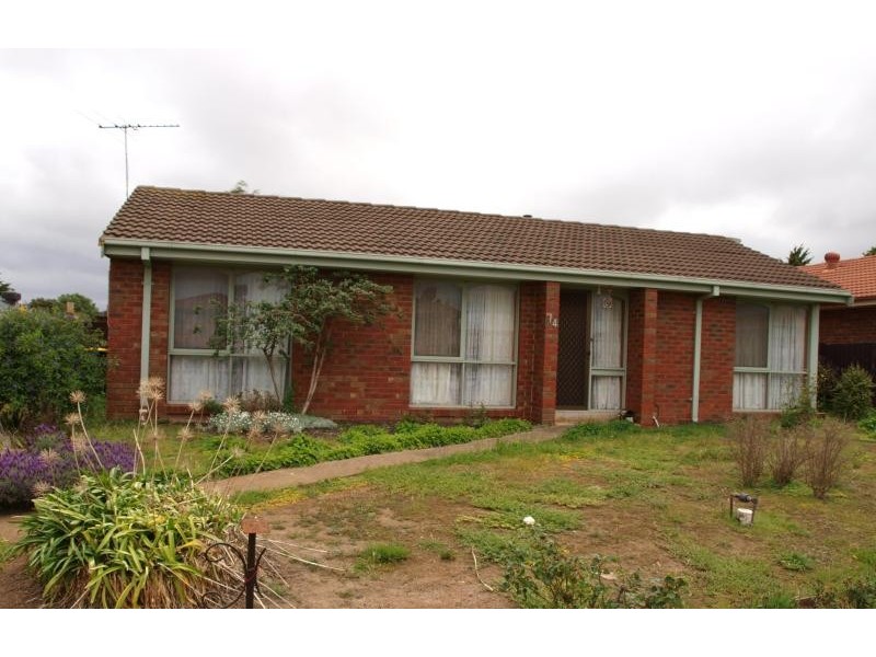 74 Hilton Way, Melton VIC 3337