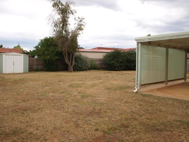 74 Hilton Way, Melton VIC 3337