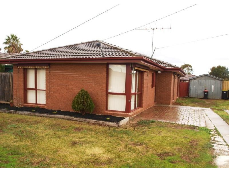 13 Morshead Street, Melton South VIC 3338