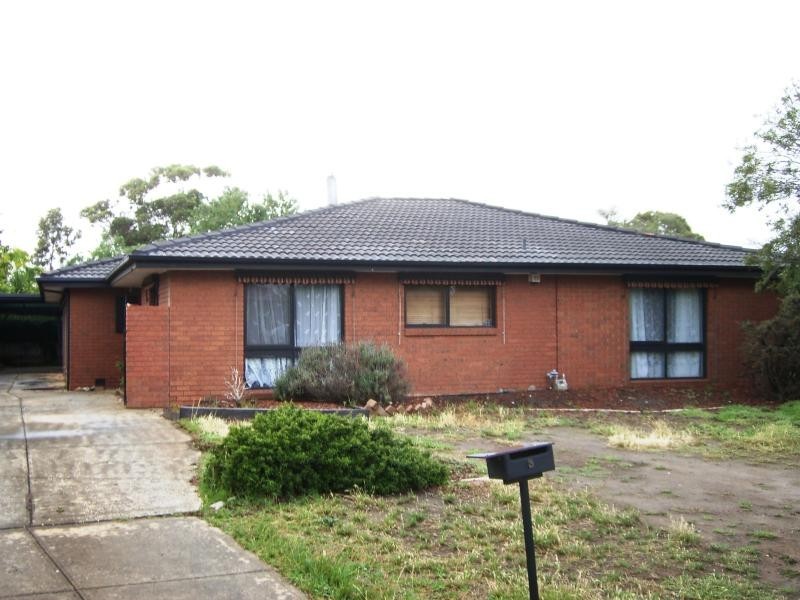 3 Henley Place, Melton VIC 3337