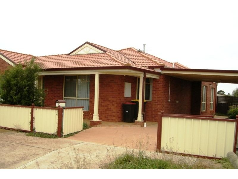11 A Howe Court, Melton South VIC 3338