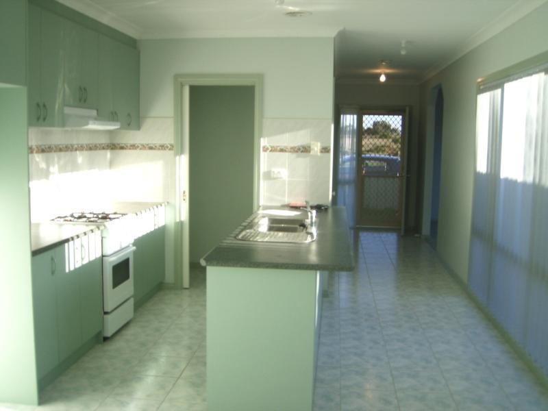 11 A Howe Court, Melton South VIC 3338