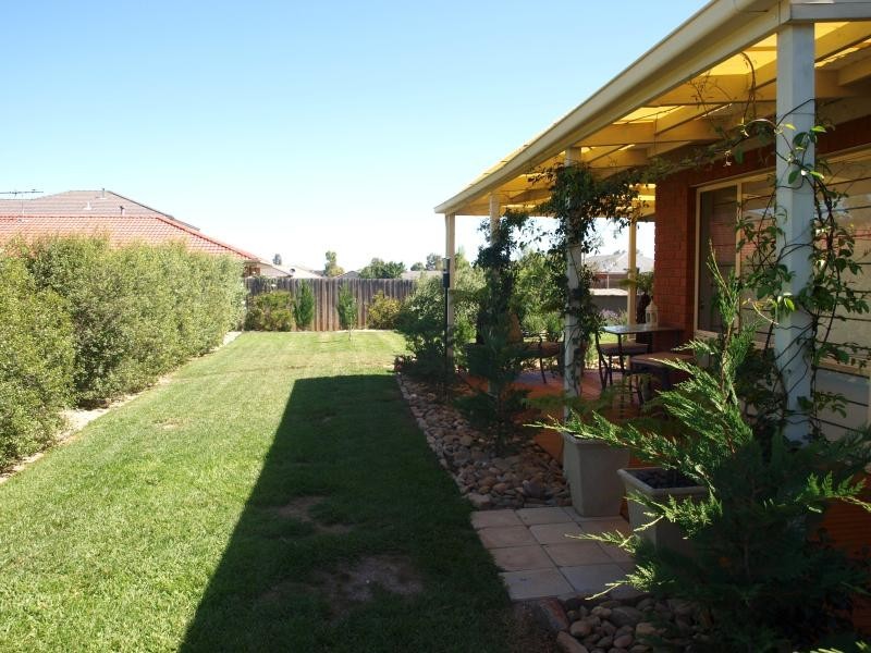 3 Archer Drive, Melton VIC 3337