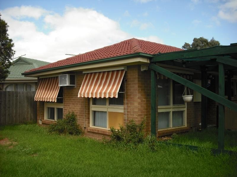 27 Argyll Circuit, Melton West VIC 3337