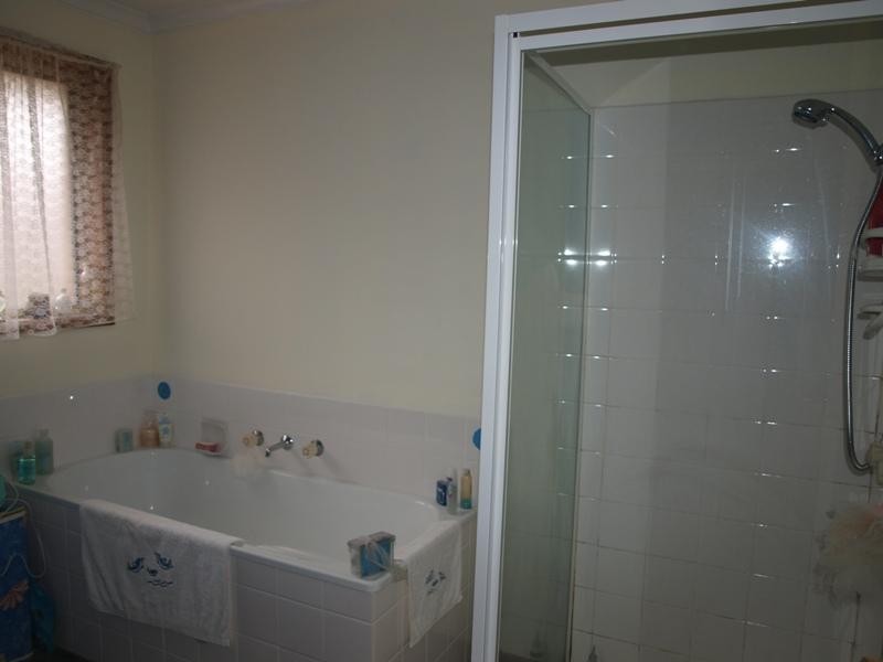 Melton South VIC 3338