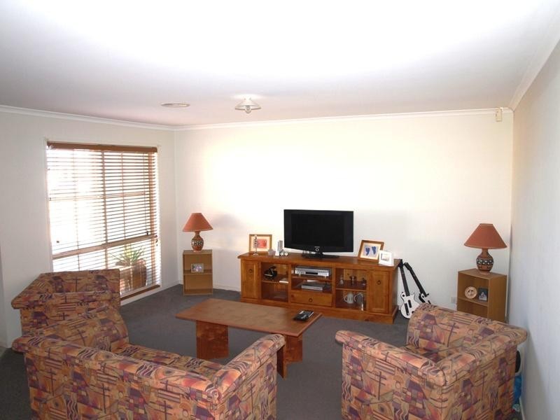 20 Kingston Rule Street, Melton VIC 3337