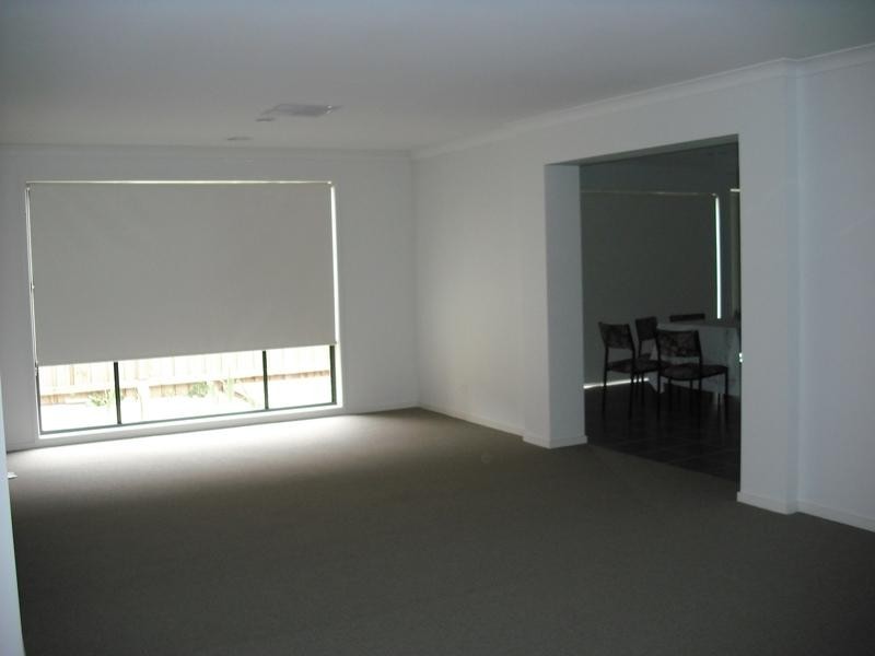 24 Ironbark Way, Brookfield VIC 3338