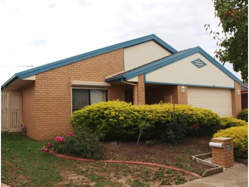 2 Mahlan Close, Hillside VIC 3037