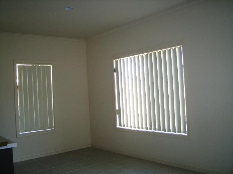 Unit 52/17 Crestmont Drive, Melton VIC 3337