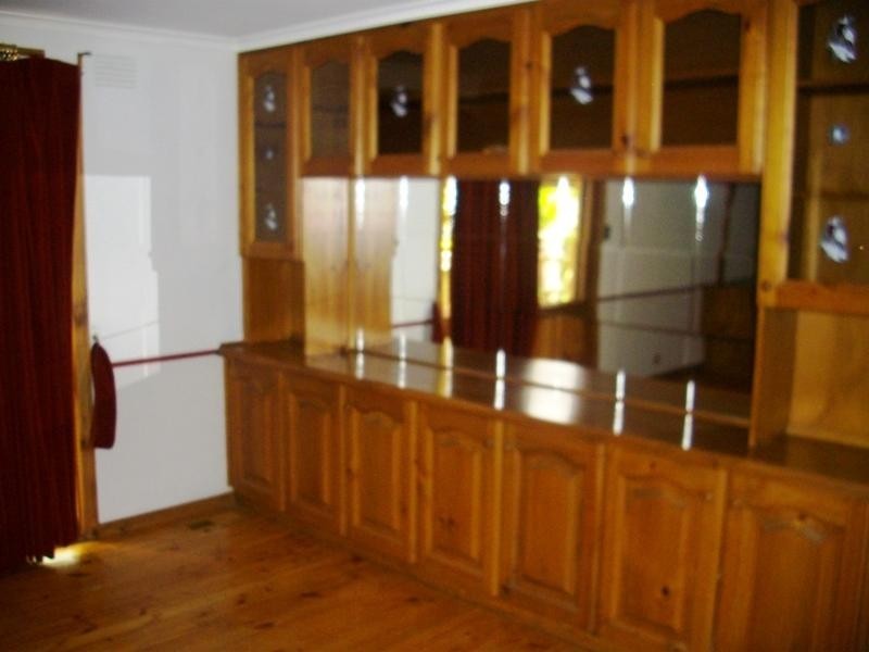 14 Wolfe Rd, Melton VIC 3337