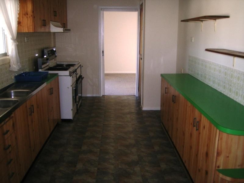 911 Melton Keilor Road, Hillside VIC 3037