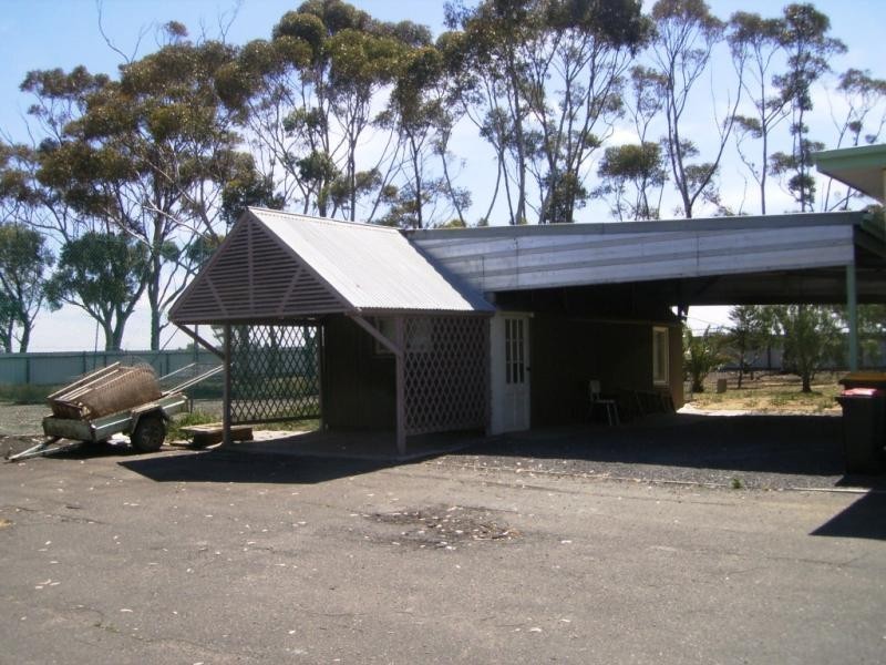 911 Melton Keilor Road, Hillside VIC 3037