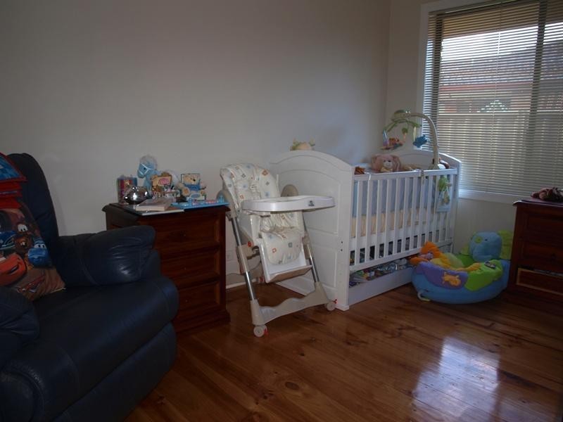 52 a Henry Street, Melton VIC 3337