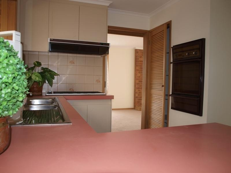 15 Barleycorn Place, Melton VIC 3337