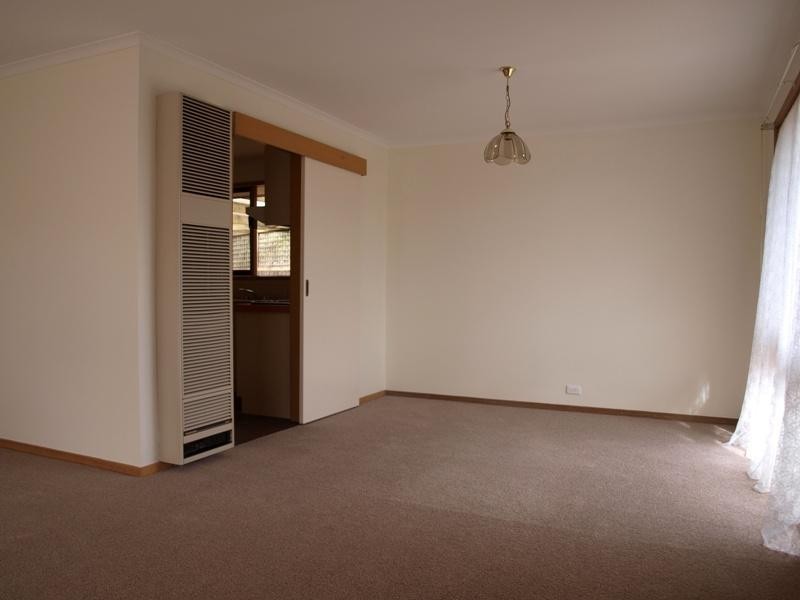 15 Barleycorn Place, Melton VIC 3337