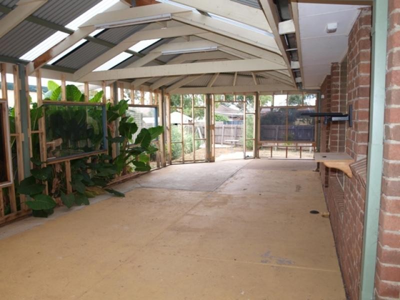 5 Wilong Close, Kurunjang VIC 3337