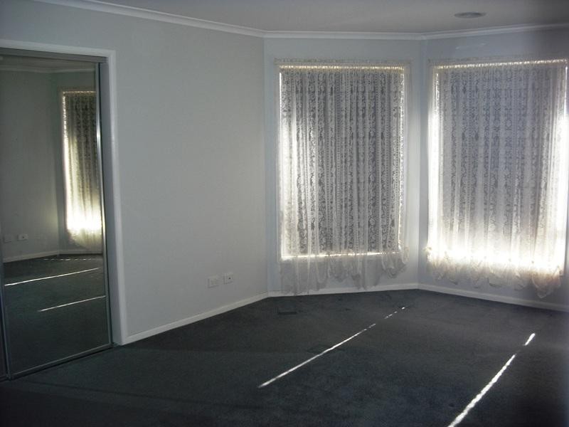 85 Westlake Drive, Melton West VIC 3337