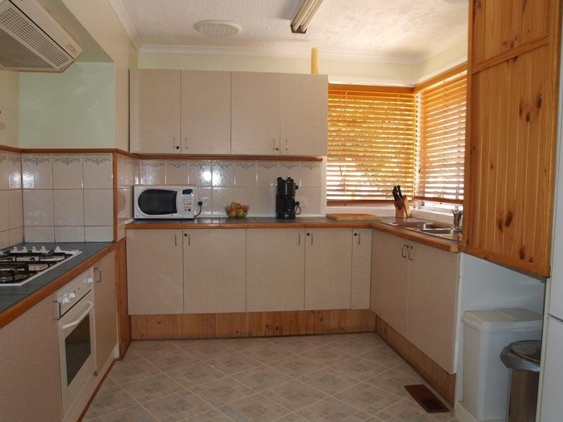 18 Wolfe Road, Melton VIC 3337