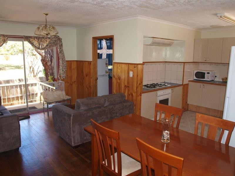 18 Wolfe Road, Melton VIC 3337