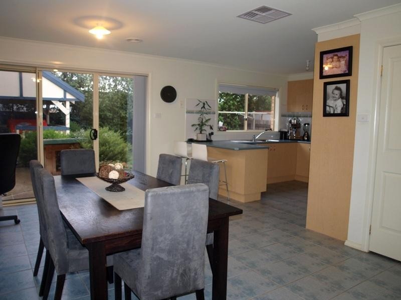 20 Meadow Glen Drive, Melton West VIC 3337