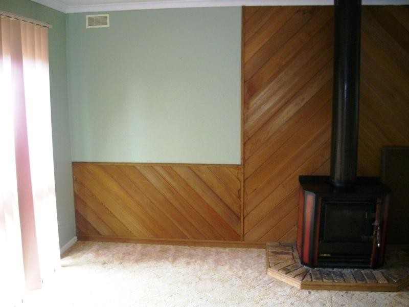 77 Bernard Drive, Melton South VIC 3338