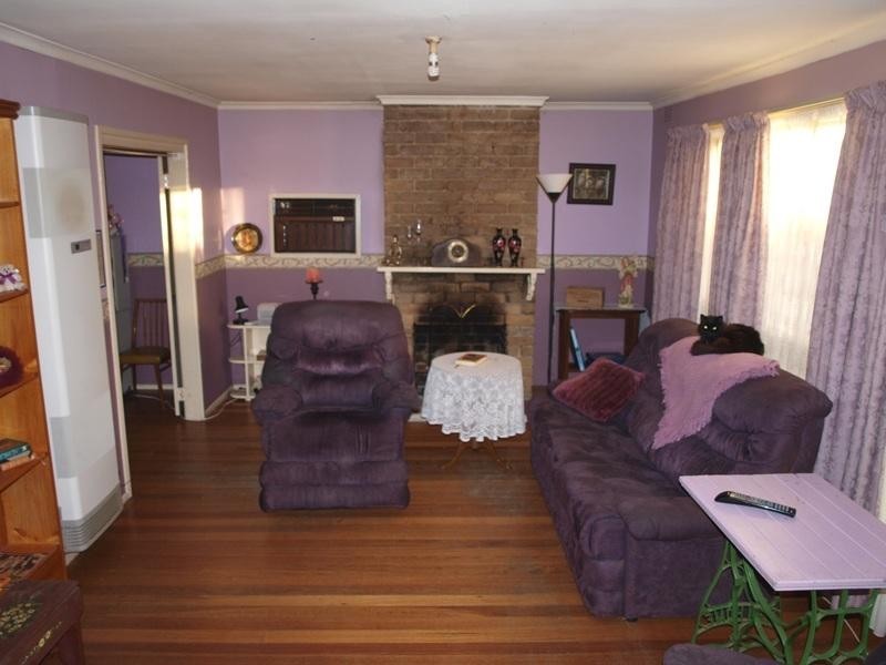 33 Eaton Street, Melton South VIC 3338