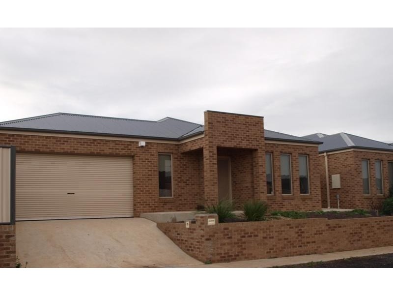 4 & 6 Hiraji Street, Kurunjang VIC 3337