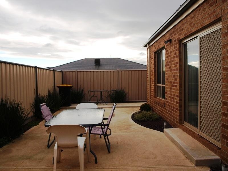 4 & 6 Hiraji Street, Kurunjang VIC 3337