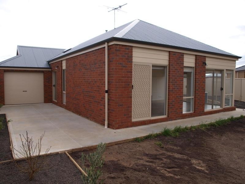 Melton West VIC 3337