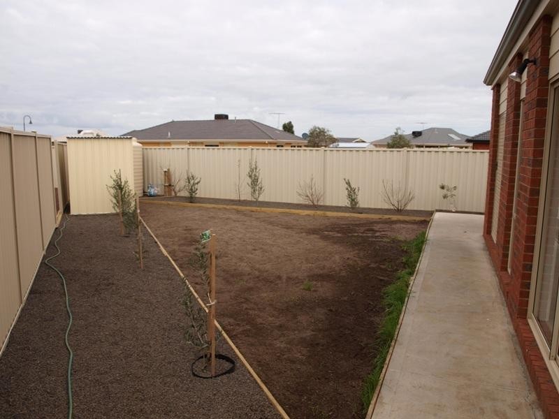 Melton West VIC 3337